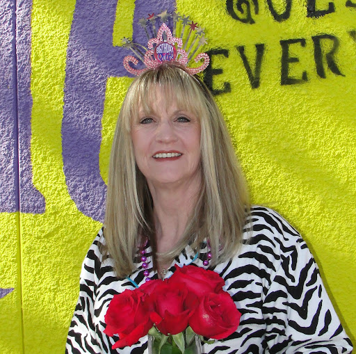 Deborah Sweeney Photo 9