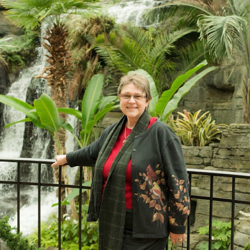 Lynne Wolfe Photo 16