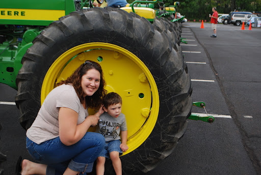 Sarah Williams Photo 42 Sarah Williams Photo 42