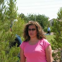 Sarah Solis Photo 32