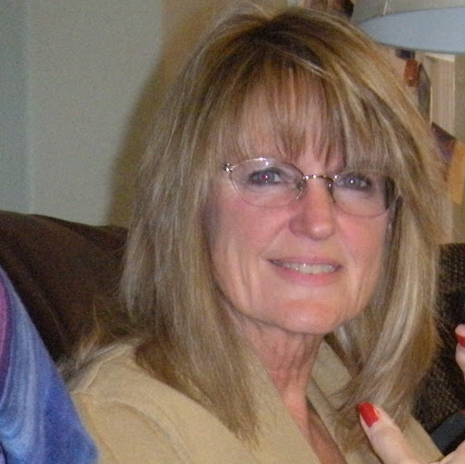 Elizabeth Dudley Photo 37