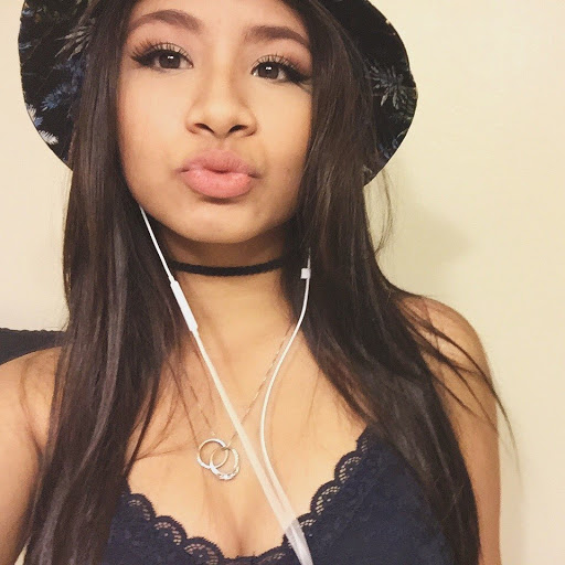 Danielle Padilla Photo 15