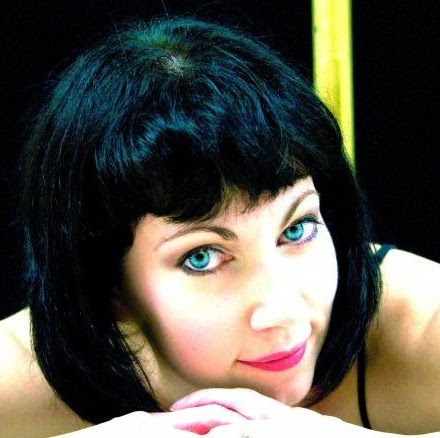 Julie Brand Photo 28