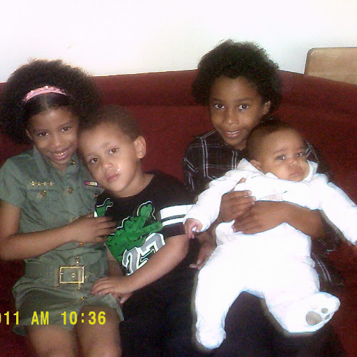 Desiree Howell Photo 6