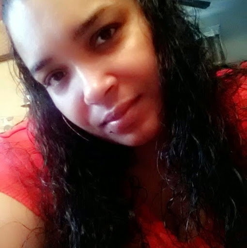 Stephanie Rosado Photo 9