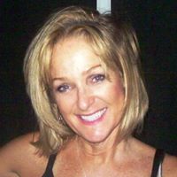 Amy Sanders Photo 40