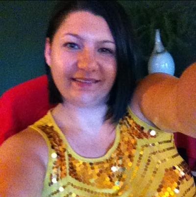 Amanda Adams Photo 9