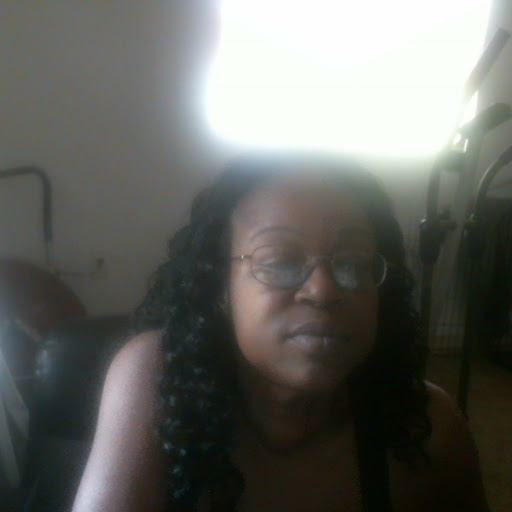 Diana Goodman Photo 33