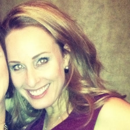 Melanie Taylor Photo 10