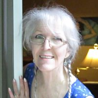 Linda Stewart Photo 25