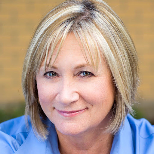 Andrea Sutherland Photo 10