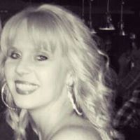 Michele Eastman Photo 21