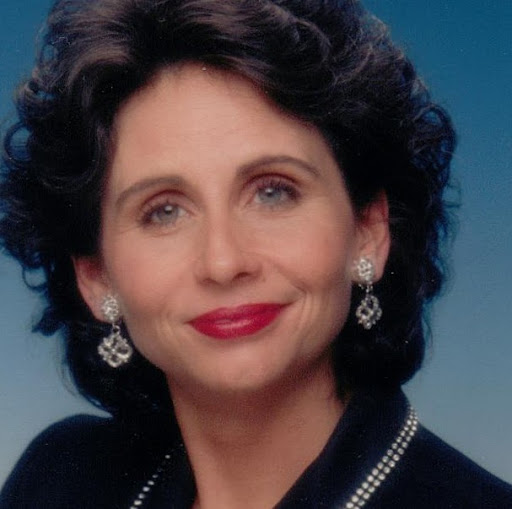Cynthia Sanders Photo 13
