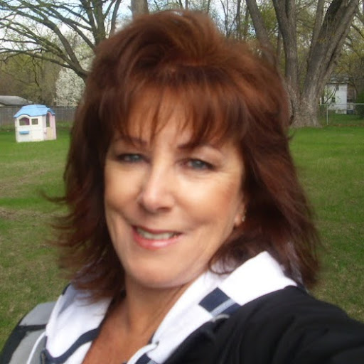 Carolyn Briggs Photo 6