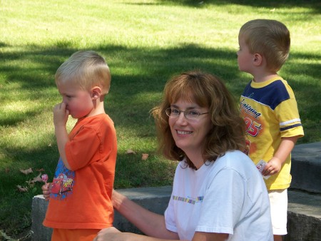 Suzanne Carter Photo 18
