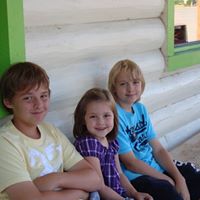 Sarah Tracy Photo 17