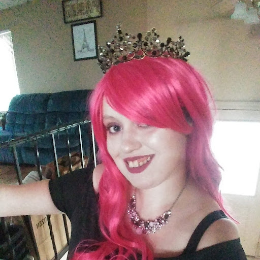 Amy Fletcher Photo 39