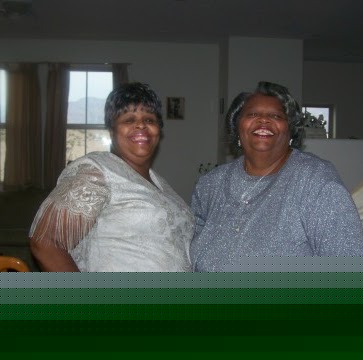 Sandra Vaughan Photo 17