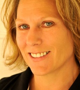 Cindy Mitchell Photo 1