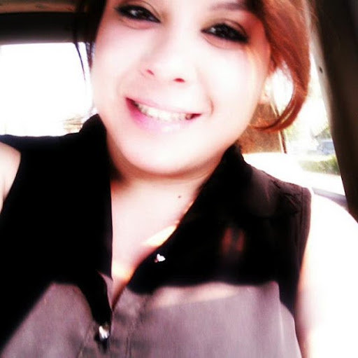 Yvette Ruiz Photo 14