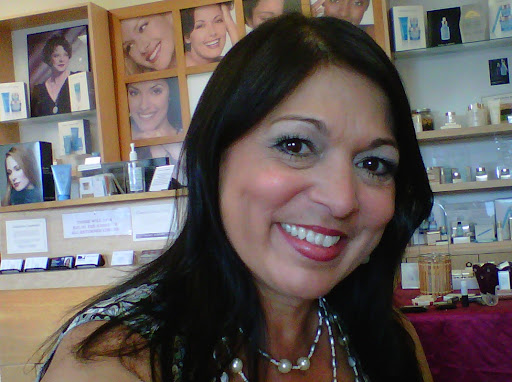 Linda Salinas Photo 17