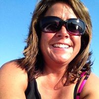 Laura Poland Photo 17