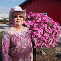 Maureen Nielsen Photo 11