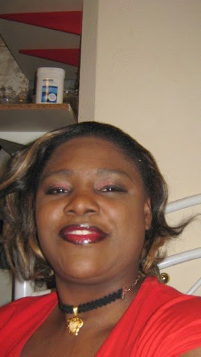 Juliet Jones Photo 9