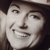 Paula Watson Photo 6