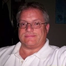 Robin Reynolds Photo 32