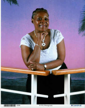 Dorothy Powell Photo 32
