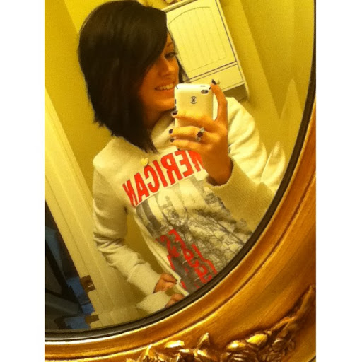 Danielle Eaton Photo 6