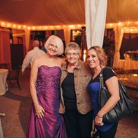 Sarah Horne Photo 14