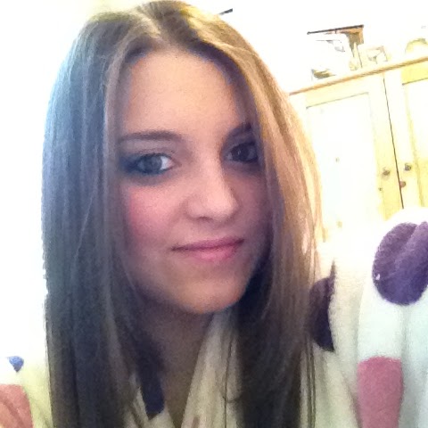 Amber Gross Photo 17