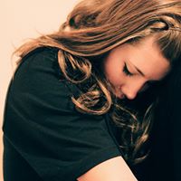 Silvia Roberts Photo 11