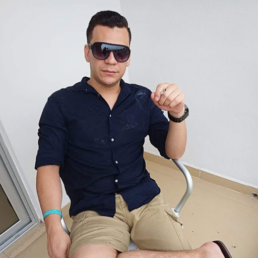 Julio Cabrera Photo 17