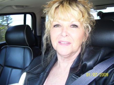 Darlene Adams Photo 30