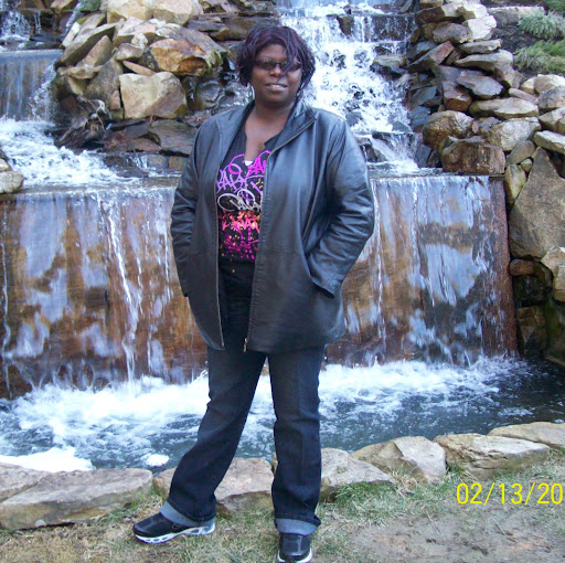 Charlene Williams Photo 12