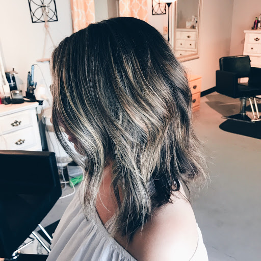 Victoria Herbert Photo 8