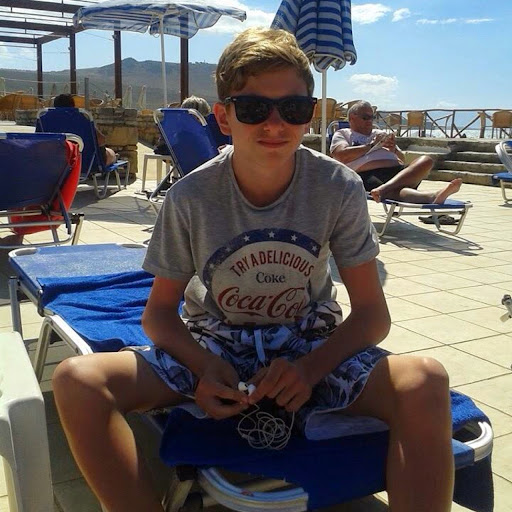 George Thompson Photo 40