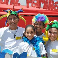 Elizabeth Angulo Photo 22