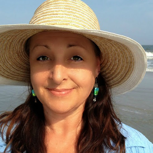 Christina Atkins Photo 15