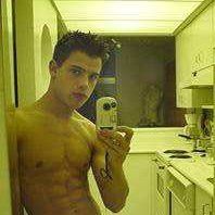 Jesse Everett Photo 26