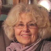 Helene Brown Photo 33