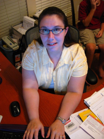 Sarah Young Photo 46