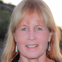 Christine Locke Photo 16