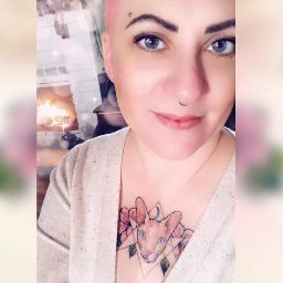 Dina Robertson Photo 20