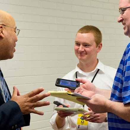 Michael Lindsay Photo 3