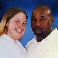 Elizabeth Glover Photo 26