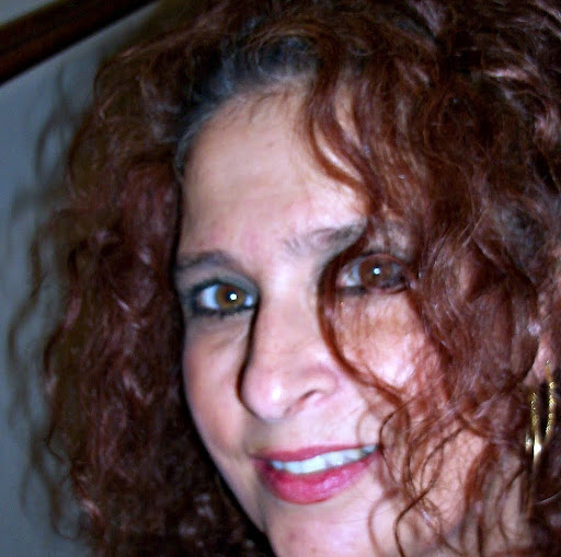 Melissa Gutierrez Photo 41